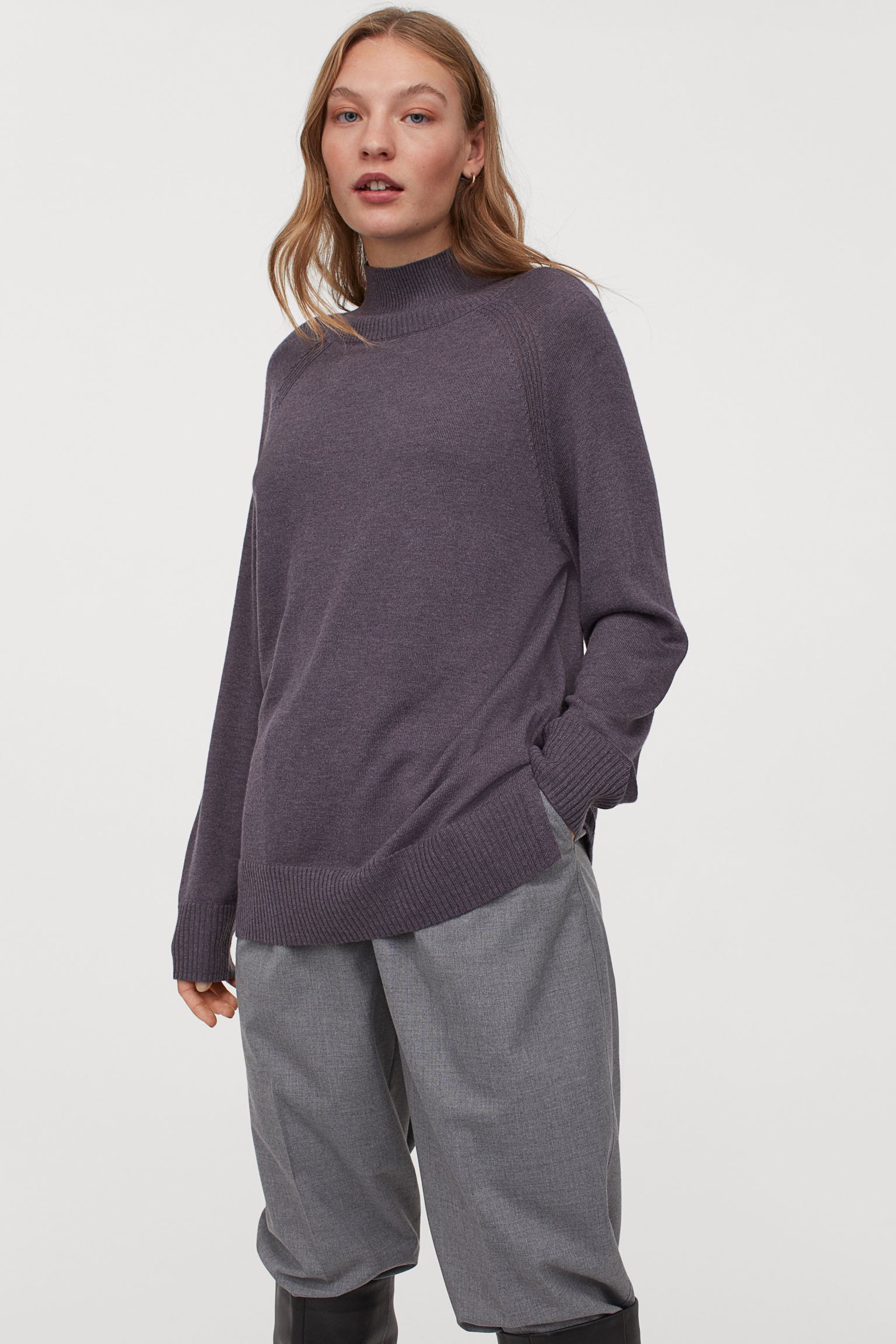 کت شلوار طوسی - تصویر 2